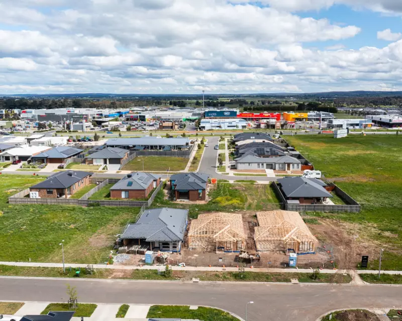 Australia's Political Turmoil: Dutton's Leadership Under Fire as Albanese Gains Ground