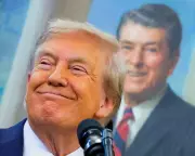 Trump's Explosive Canada Attack Ad Revives Ghost of Reagan-Era Trade Wars