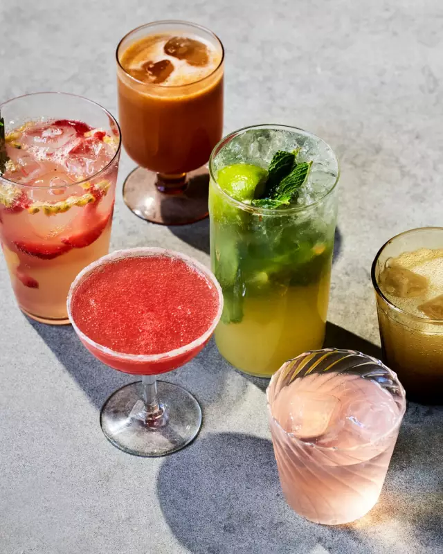 5 Top Non-Alcoholic Spirits for Festive Season & Beyond