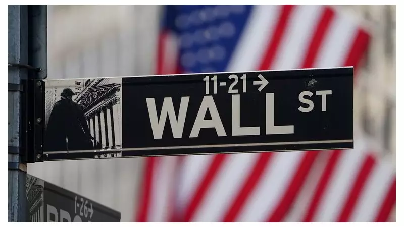 AI Bubble Fears Trigger Global Stock Market Slide and Bitcoin Plunge