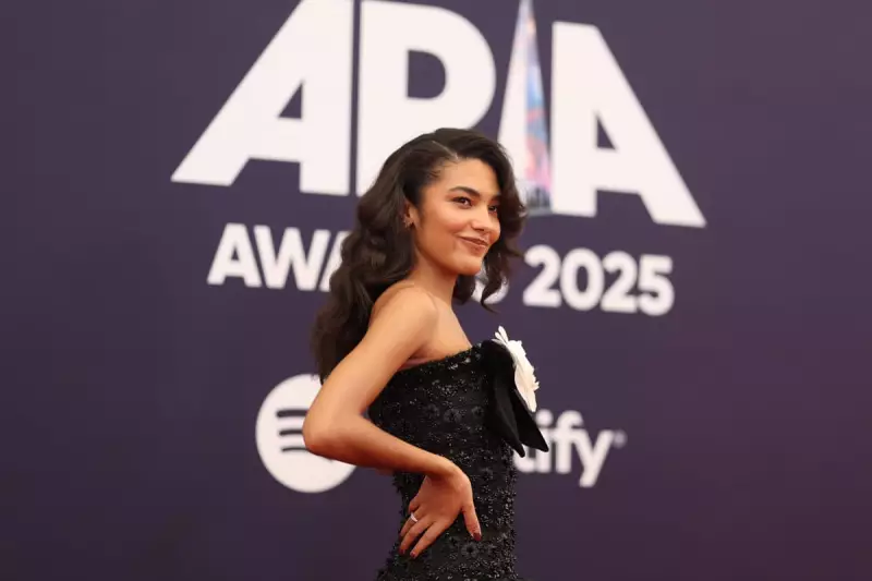 ARIA Awards 2025: Blooming Fashion and Bold Statements on Red Carpet