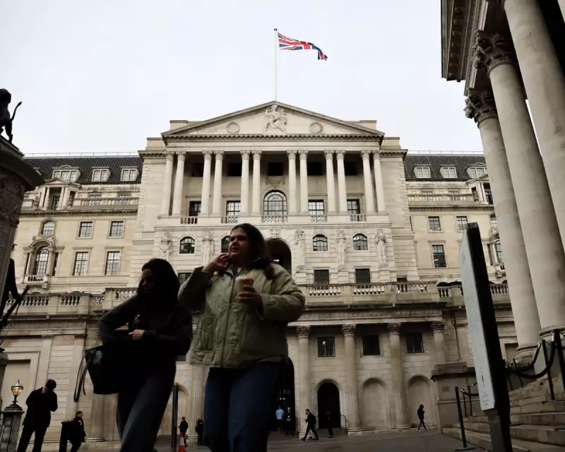 Bank of England Holds Firm: Interest Rates Unchanged as Chancellor's Budget Looms