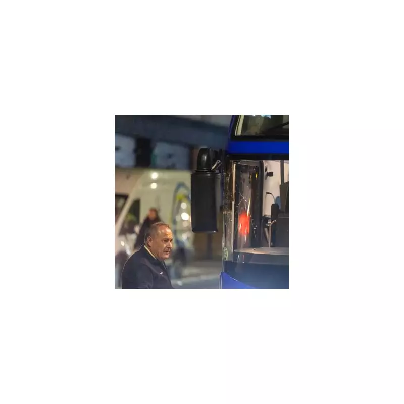 Barcelona Team Bus Attacked in London Before Chelsea Clash