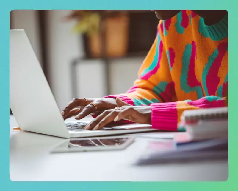 Black Friday Tech Guide: Save 40% & Help Planet with Refurbished