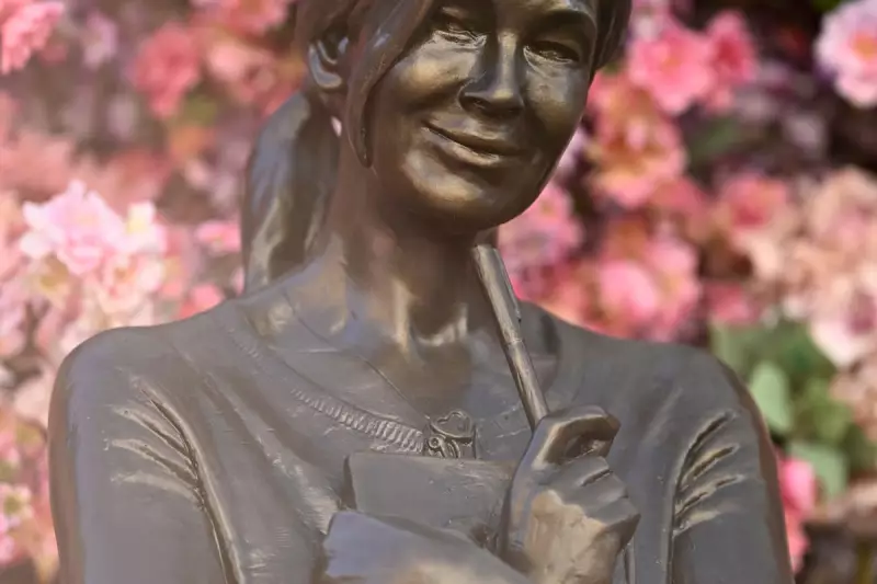 Bridget Jones Statue Unveiled in Leicester Square's Movie Trail