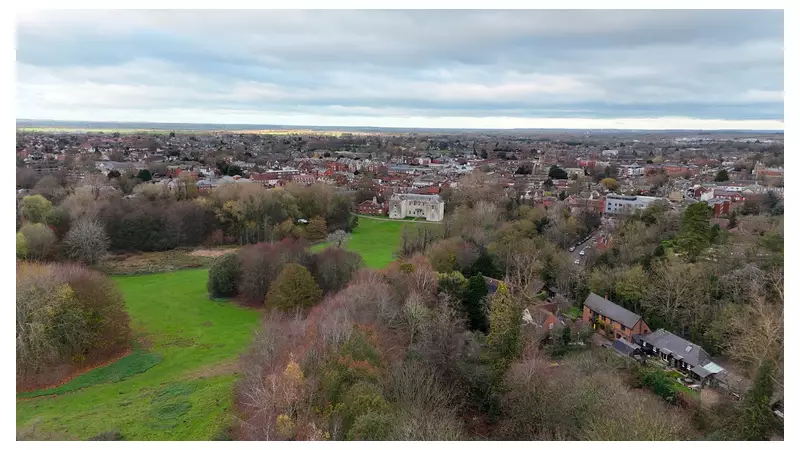 Budget 2025 Fallout: The Affluent Town That Backed Labour Now Feels the Tax Squeeze