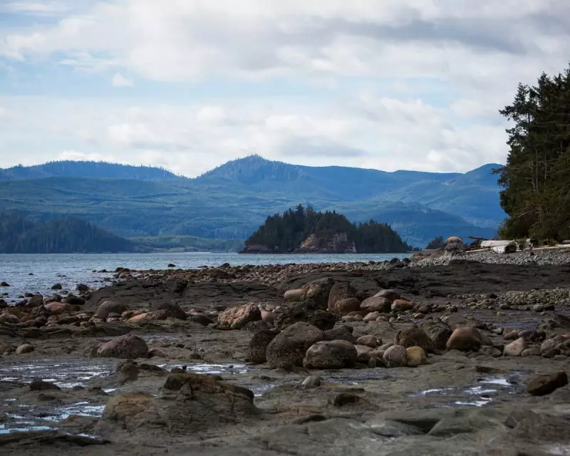 Canada's Pipeline Deal Sparks Indigenous Resistance and Cabinet Resignation