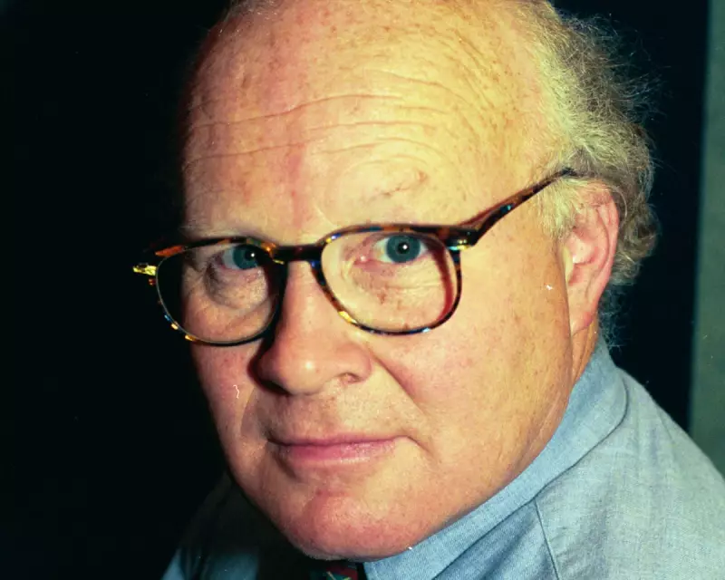 David Gow, Esteemed Guardian Germany Correspondent, Dies at 74