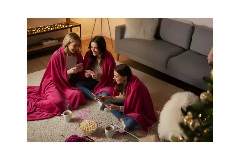 Glowmaster Heated Throw Drops to £24.99 in Winter Deal