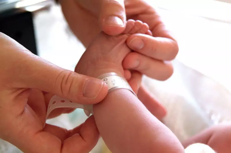 Home Birth Risks: Experts Demand Clear Warnings and Better Midwife Access