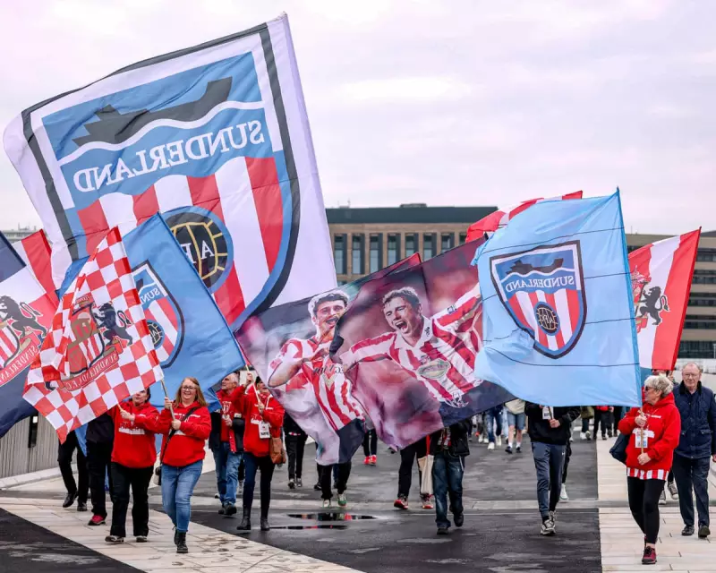 Le Bris's Sunderland Revolution: How Team Spirit is Defying Championship Expectations