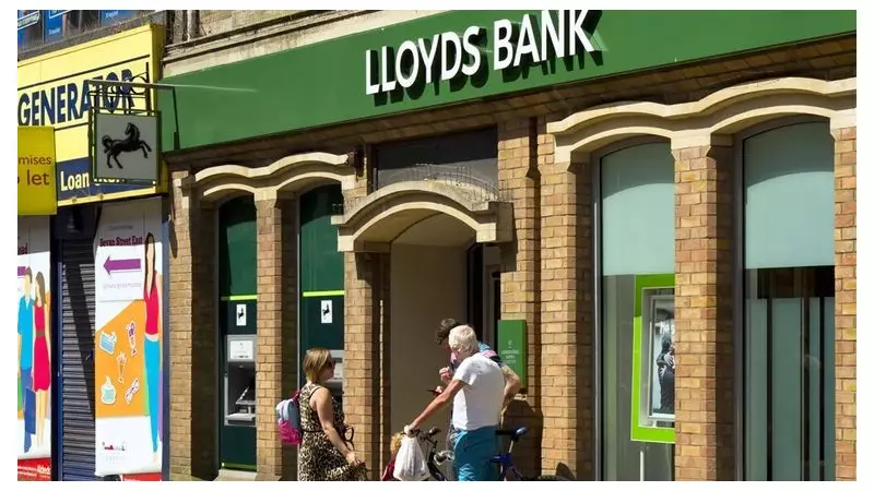 Lloyds seals £120m Curve deal amid shareholder backlash