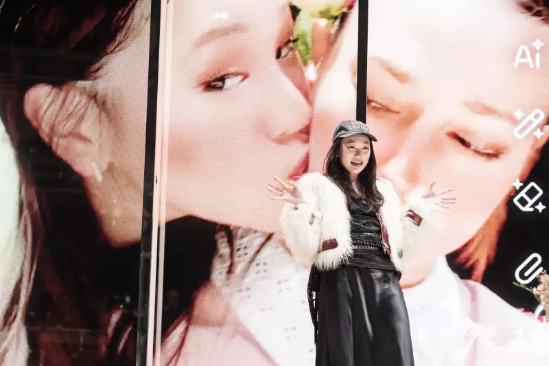 London's Must-See Theatre Shows: Critics Reveal Their Top Picks for 2024