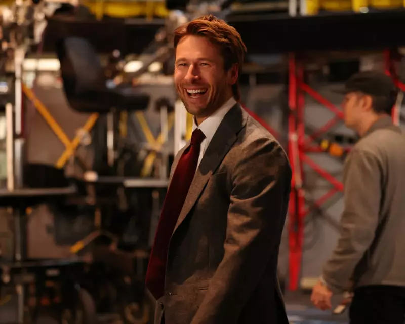 SNL's Epstein-Focused Episode: Glen Powell Shines in Political Satire