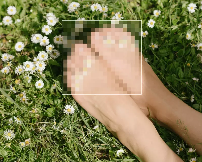 UK Barefoot Living Group Bans Foot Pics After Fetishist Infiltration