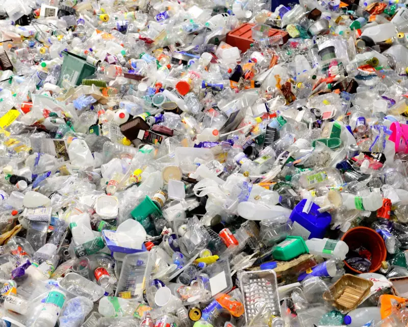 UK Can Create 5,400 Jobs by Halting Plastic Waste Exports