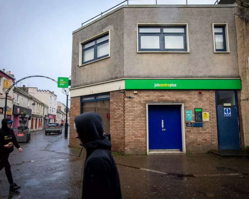 UK Unemployment Hits 5%: Highest Rate Since Pandemic