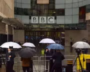 BBC Crisis: Tim Davie Resigns Amid Bias Claims & Trump Lawsuit
