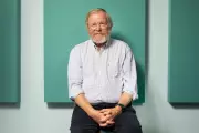 Bill Bryson on Pet Peeves, Writing Rituals and Vaporising Annoyances