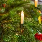 Candle Fires Cost UK Homes Over £25,000 on Average, Warns Aviva