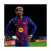 Cucurella: Chelsea's Estevao Can Reach Yamal's Level in Champions League Clash