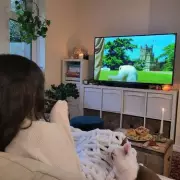 Downton Abbey Afternoon Tea Hamper Review: A Taste of Elegance