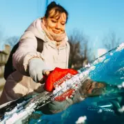 Drivers risk £80 fines for common winter car idling habit