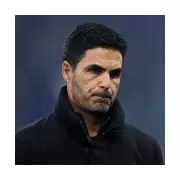 Dwight Yorke Predicts Arsenal Will Falter in Premier League Title Race