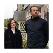 Emmerdale's Kev Twist: Chris Coghill's Shocking Past & Robert's Secret