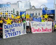 EU Emerges as Global Climate Leader Amid Rising Green Backlash