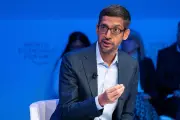 FTSE 100 Falls as Google CEO Warns of AI Bubble Burst Risk