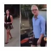 Gary Lineker confronts Tommy Robinson over Mexico holiday video