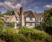 Herefordshire's Tudor Charm Stars in New Hamnet Film Adaptation