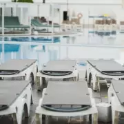 Holidaymaker's sunbed revenge on 'entitled' couple divides opinion