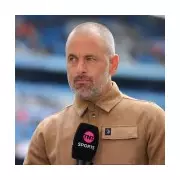 Joe Cole Warns Chelsea Over Andrey Santos Future After Burnley Masterclass