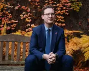 Labour Minister Warns Green Party's 'Undeliverable' Promises Risk Voter Disappointment