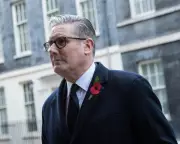 Labour's Tax Pledge Crisis: Starmer Faces Political Calamity