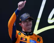 Lando Norris Seizes Las Vegas GP Pole in Wet Qualifying Drama