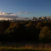 London's Magical Winter Transformation: 33 Enchanting Photos Capture the Capital's Frosty Beauty