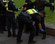 Melbourne Police Granted Warrantless Search Powers for Six Months