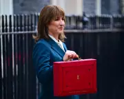 Rachel Reeves Delivers Budget 2025 Amid OBR Leak Controversy