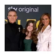 Robbie Williams' Daughter Teddy, 13, Makes Red Carpet Debut in First Film