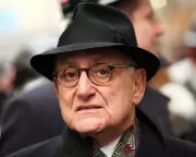 Robert AM Stern, 'King of Central Park West' Architect, Dies at 86