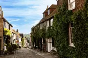 Rye Named a Top Winter Day Trip from London for 2025