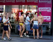 Schoolies Week 2025: Gold Coast's Teen Rite of Passage Transforms