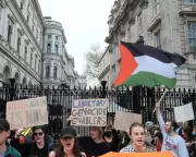 Six-Month Prison Threat for Protesters Outside MP Homes Under New UK Law