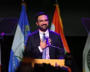 Sydney's Transport Turmoil: Commuter Chaos as Trains Halt and Buses Battle Gridlock