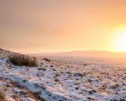 UK Braces for Arctic Blast: -10C Temperatures and Snow Warnings Issued