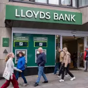 West London Banking Exodus: Full List of Lloyds, Santander and Barclays Branches Closing Their Doors