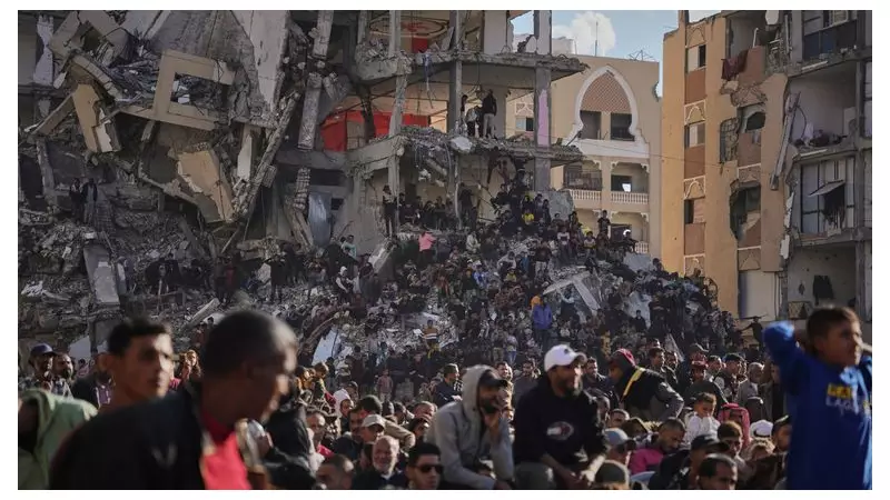 Gaza's Fragile Reality: Mass Weddings Mask Violence as Hamas Regains Control